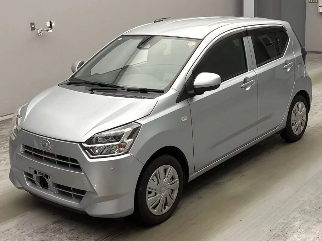 Daihatsu Mira e:S LA350S 2021